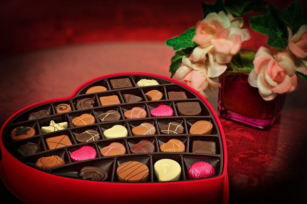 origines-de-la-saint-valentin-faire-la-fête-comment-est-elle-célébrée-au-japon-boite-de-chocolat