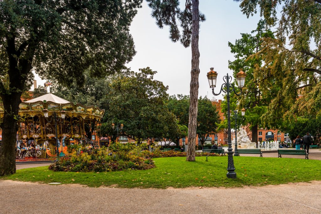 visiter-toulouse-en-week-end-place-wilson
