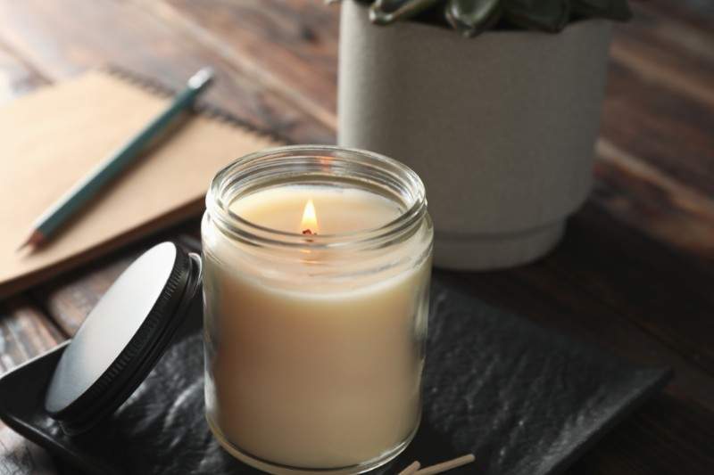 idee-cadeau-noel-fait-maison-DIY-decoration-bougie