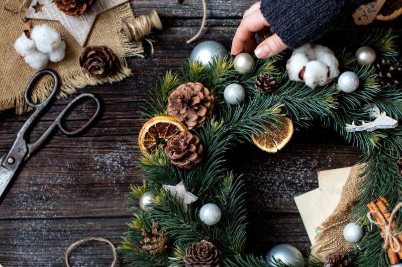 idee-decoration-noel-fait-maison-diy-couronne-de-noel
