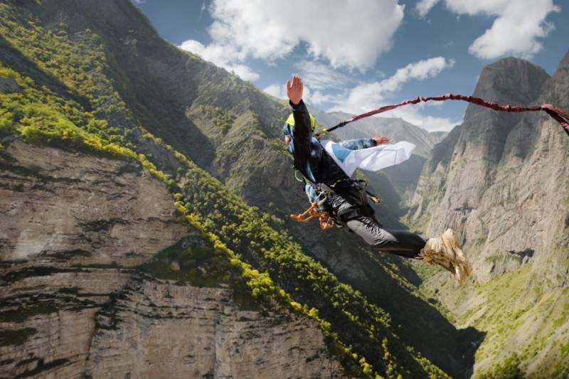 idee-cadeau-noel-saut-a-l-elastique