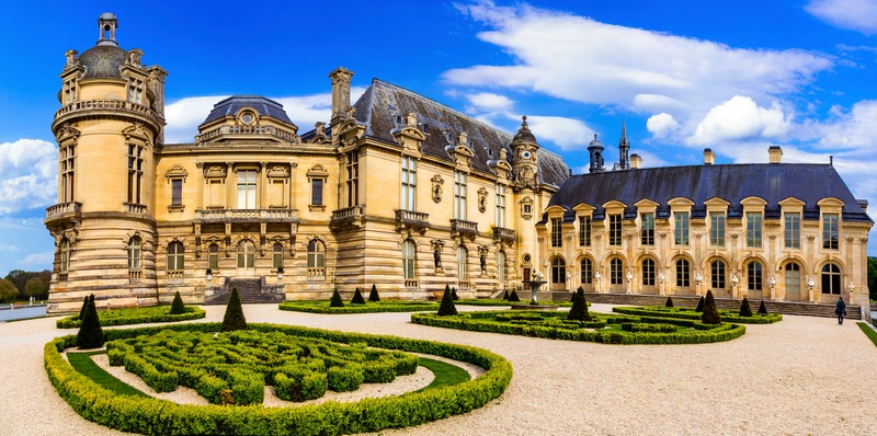 idée de cadeau de mariage de princesse, un séjour dans un château, château de chantilly en France