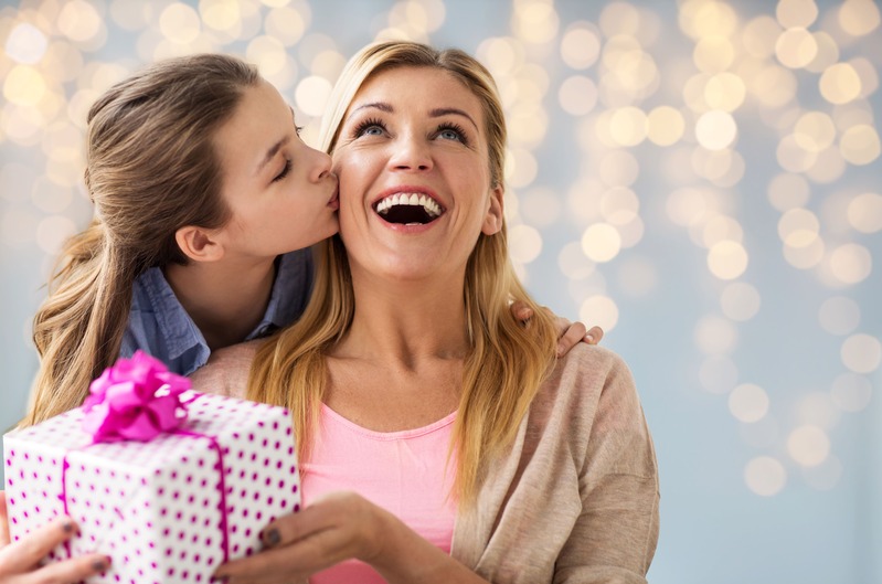 Fête des mères 2022 : top des idées cadeaux pour lui faire plaisir !