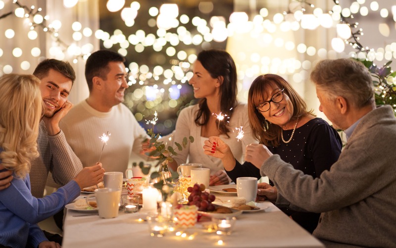 célébration anniversaire d'un adulte au restaurant, carte cadeau à offrir