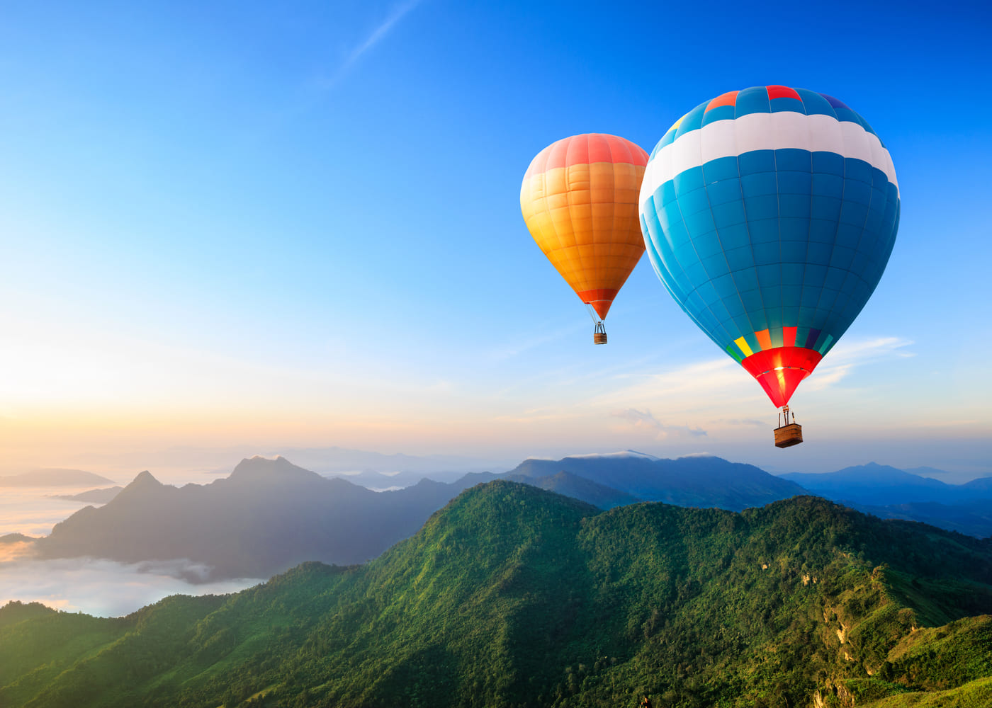 Comment bien préparer son premier vol en montgolfière ?