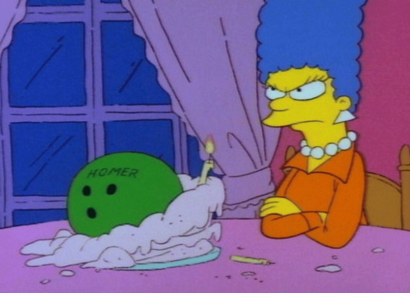 marge des simpson énervée pour un cadeau