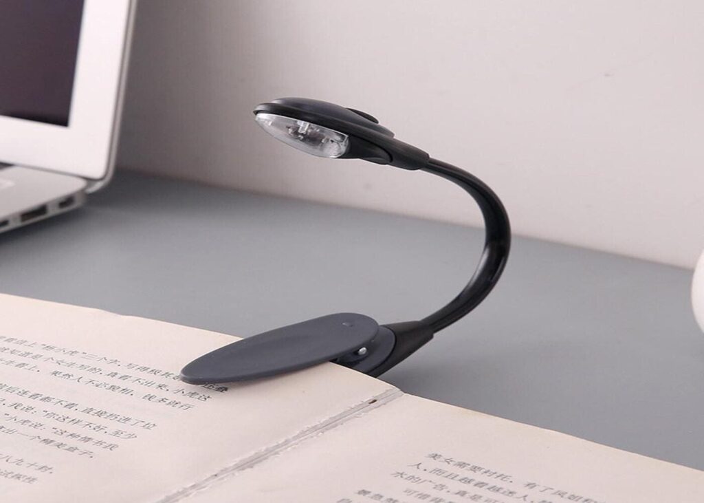 idee-cadeau-fete-des-peres-a-moins-de-15-euros-lampe-portable