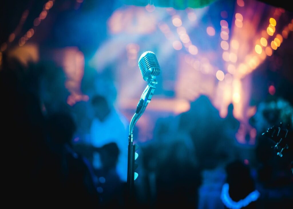 idee-cadeau-fete-des-peres-pere-fille-stand-up
