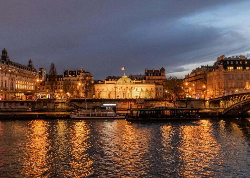 meilleurs-endroits-ou-faire-sa-demande-en-mariage-a-paris-croisiere