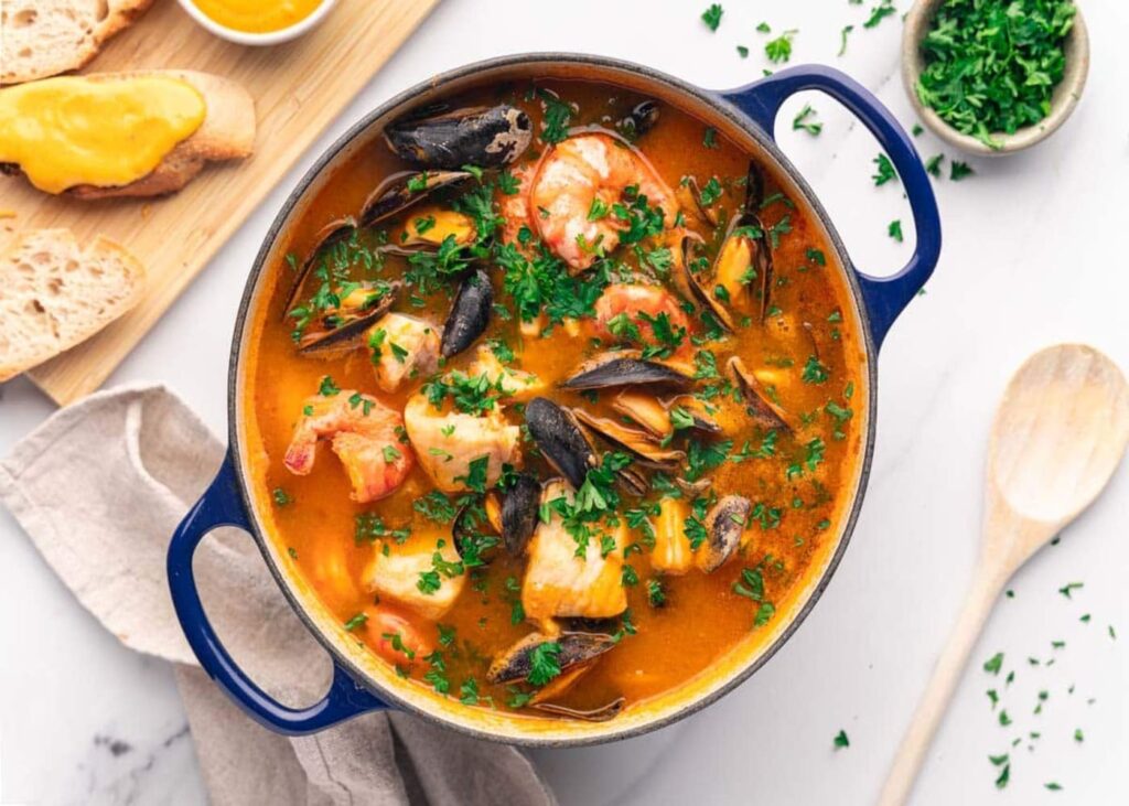 top-specialites-culinaires-marseillaises-bouillabaisse
