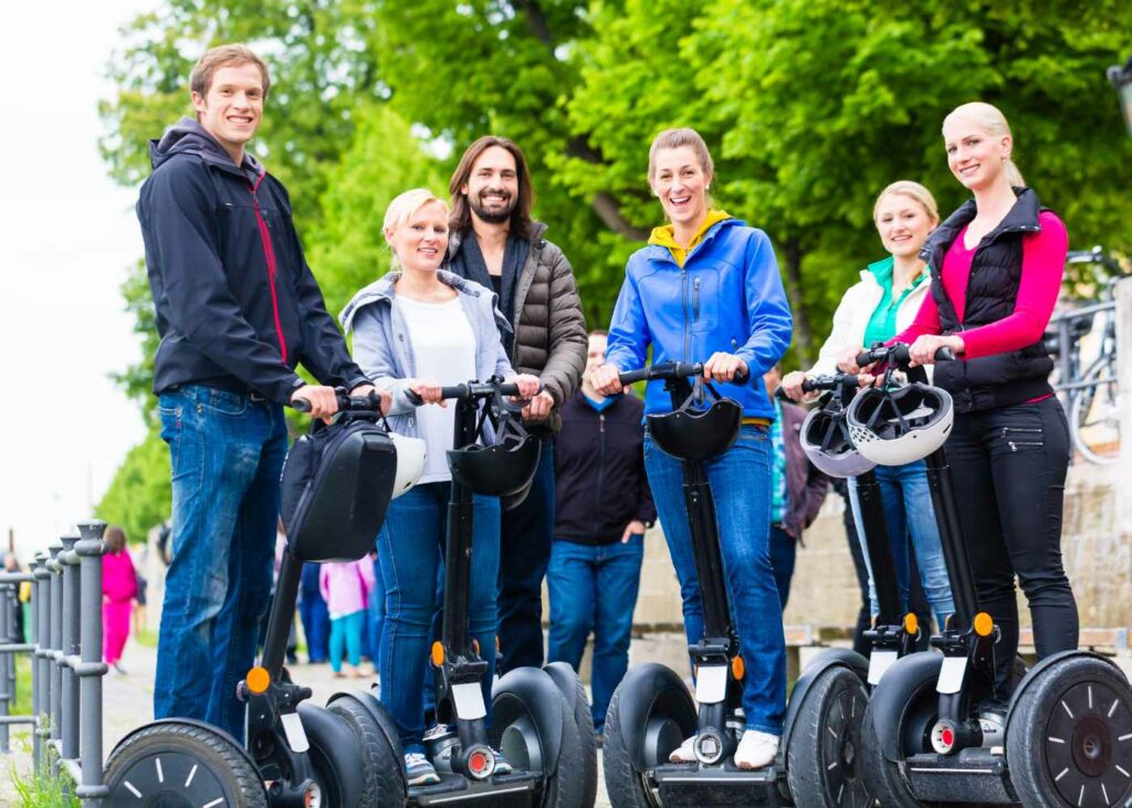 6-activites-originales-pour-un-team-building-inoubliable-balade-en-segway