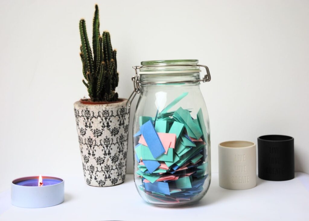 cadeaux-fete-des-peres-diy-a-fabriquer-avec-les-enfants-bocal-papiers