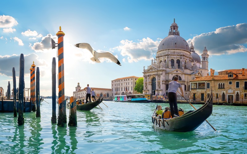 Venise, gondole, Italie, voyage romantique