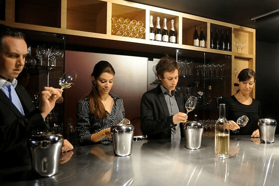 Dégustation de vins d'exception à l'Ecole de cuisine Ducasse
