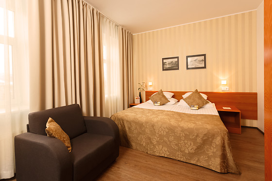 Kreutzwald Hotel - photo 4
