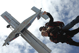 Saut en Parachute en tandem proche d'Amiens (80) - Week-ends et jours fériés