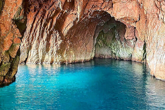 Scandola, Calanques de Piana, escale à Girolata en vedette