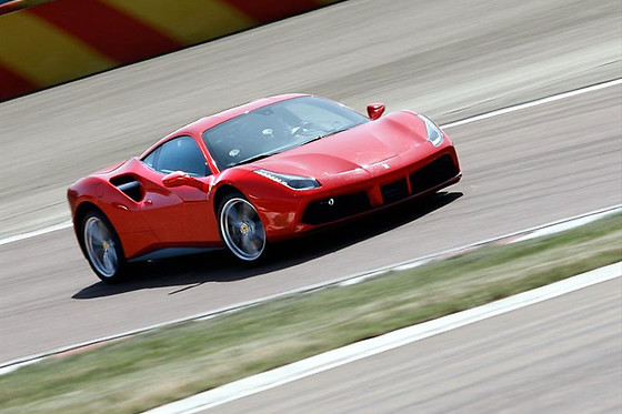 Pilotage de Ferrari