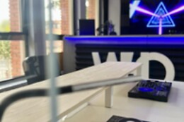 WHO IS IN DA SCHOOL