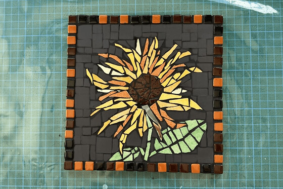 Atelier d'initiation à la mosaïque à Dolus d'Oléron (17)