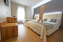 HOTEL AZINHEIRA