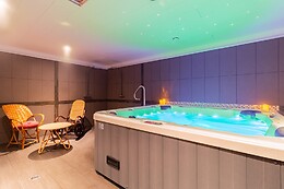 La Suite