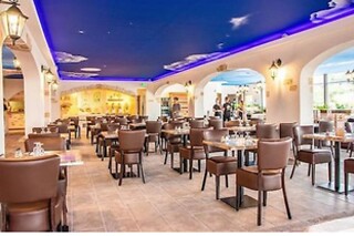 Une formule buffet à volonté pour deux à O Buffet Village à Saint-Mitre-les-Remparts (13)