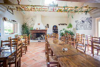 Un atelier d'œnologie pour 2 au Mas des Olivettes à Montauriol (66)