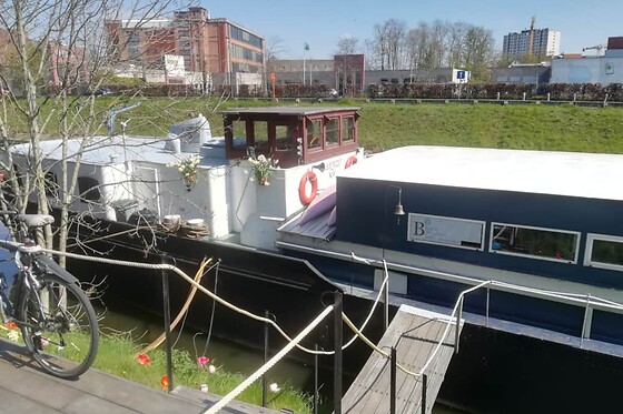 B3  (Bed & Breakfast Boat) - photo 2