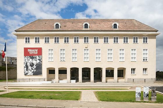 Funbooker - photo 1