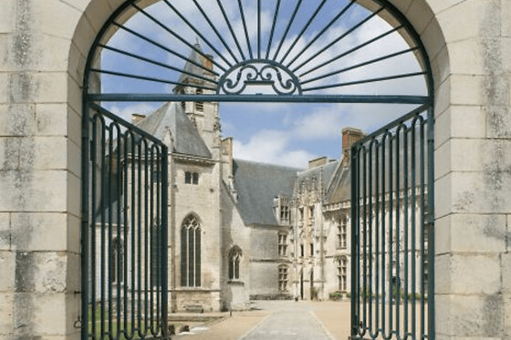 Funbooker - photo 0