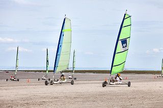 Séance de char à voile pour 4 - Avel Char - Hirel (35)
