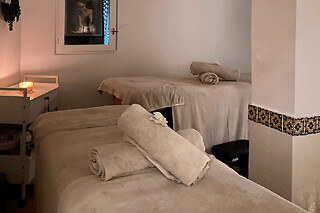 Massages aux huiles précieuses orientales à Marseille (13) - Massage solo - 45min - disponible le lundi, mercredi et jeudi