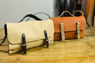 Atelier fabrication d'un petit sac en cuir à Saran (45)