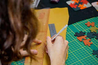Atelier fabrication d'un petit sac en cuir à Saran (45)