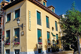 HOSTAL LA CHATA Y CASA RURAL LA CHATA