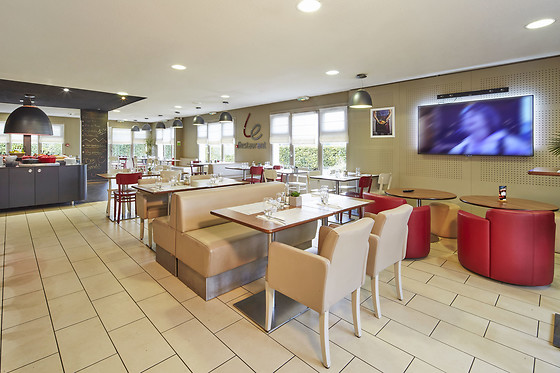 Hotel Campanile Epône - photo 3