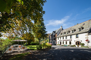 Séjour gourmand à l'Hôtel des Chazes*** à St-Jacques-des-Blats (15)