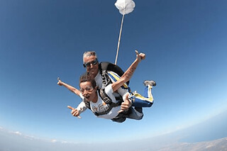 Saut en Parachute en tandem dans le sud-ouest proche de Cahors