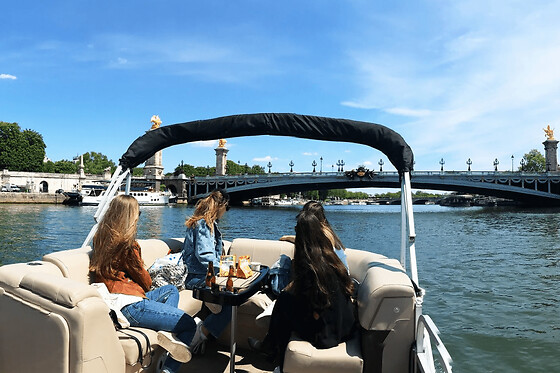 Croisière privée en bateau sur la Seine depuis Paris 15ème - Croisière privée d'1h30
