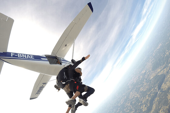 Saut en Parachute en tandem à Domme Sarlat (24)