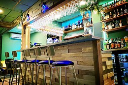 JAYUNA Piano Bar-Brasserie
