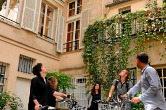 Paris Charms Secrets - photo 3