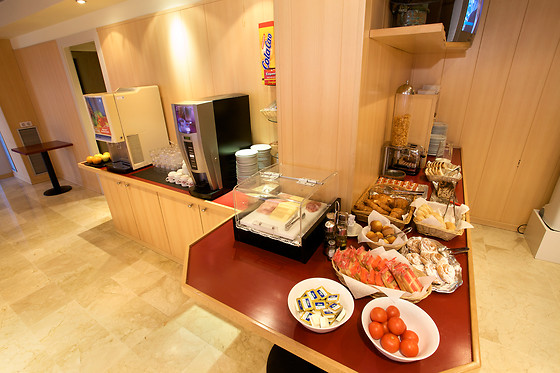 HOTEL BASIC - photo 1