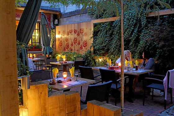 Aux 2 Roses (restaurant) - photo 1