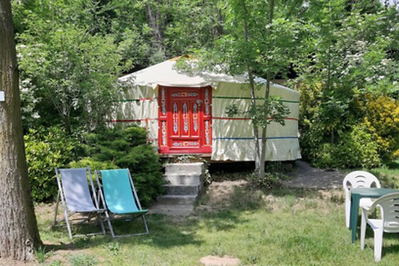 Séjour pour 2 au Camping Le Viaduc** à Arlebosc (07)