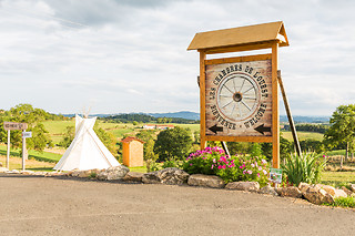 Séjour en tipi pour 2 aux Chambres de l'Ouest à Longessaigne (69)