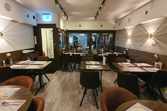 Royal Thai - photo 3