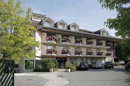 Hotel The Originals Thonon-les-Bains L'Arc-En-Ciel