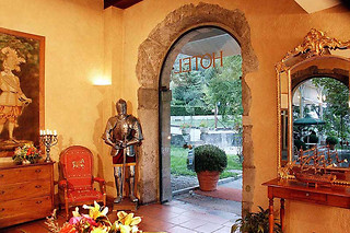 Séjour gourmand au Château des Comtes de Challes*** à Challes-les-Eaux (73)